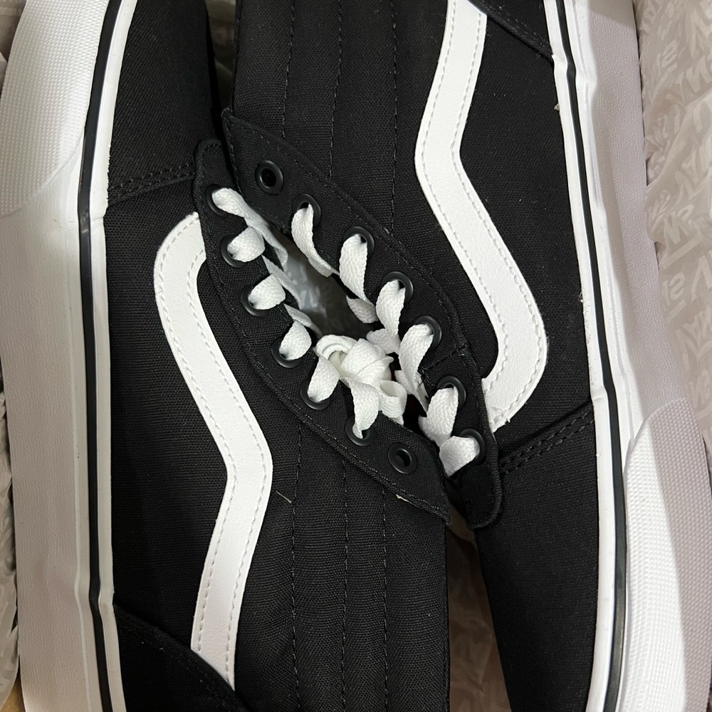 Vans Black Old Skool Sneakers with White Accents Women 7.5